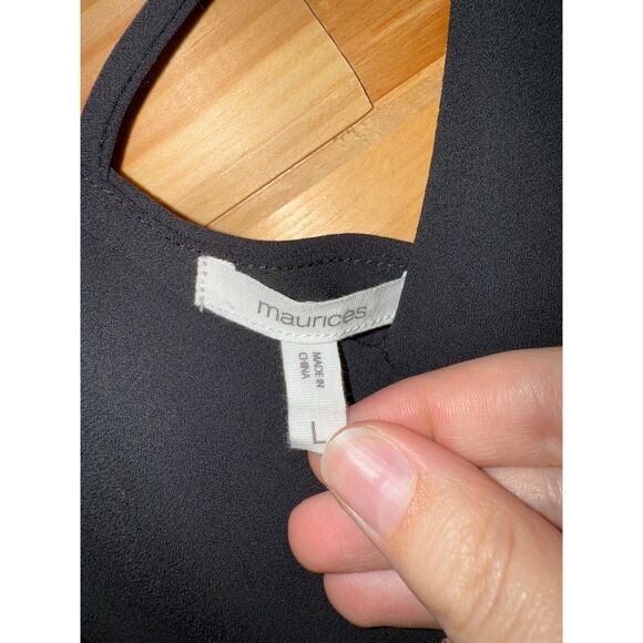 Women's Black Pleated Tank Top Blouse - Picture 4 of 4